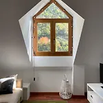 Calmfranc ático Abuhardillado Con Vistas Al Río Y La Montaña Avistamiento De Ciervos En Pueblo Apartamento