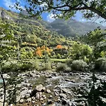Calmfranc Atico Abuhardillado Con Vistas Al Rio Y La Montana Avistamiento De Ciervos En Pueblo Lejlighed *
