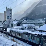Calmfranc Atico Abuhardillado Con Vistas Al Rio Y La Montana Avistamiento De Ciervos En Pueblo شقة