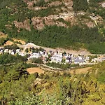 Calmfranc Atico Abuhardillado Con Vistas Al Rio Y La Montana Avistamiento De Ciervos En Pueblo كانفرانك