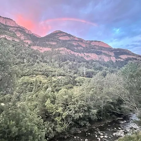 Apartamento Calmfranc ático Abuhardillado Con Vistas Al Río Y La Montaña Avistamiento De Ciervos En Pueblo *