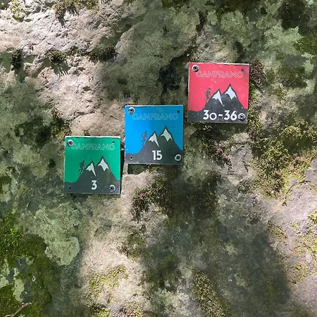 Apartment Calmfranc Atico Abuhardillado Con Vistas Al Rio Y La Montana Avistamiento De Ciervos En Pueblo