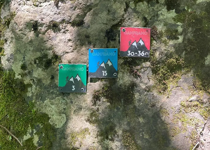 Apartman Calmfranc Atico Abuhardillado Con Vistas Al Rio Y La Montana Avistamiento De Ciervos En Pueblo