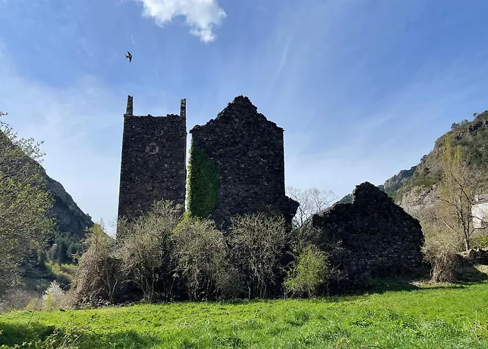Calmfranc Atico Abuhardillado Con Vistas Al Rio Y La Montana Avistamiento De Ciervos En Pueblo Apartman *